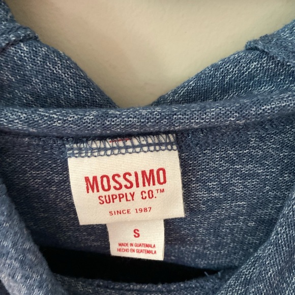 Mossimo Top - Picture 3 of 3